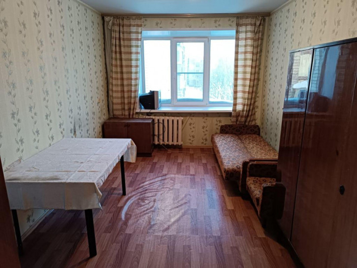 2-комн квартира Ньютона ул, 42