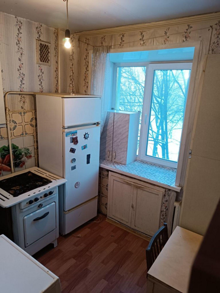 2-комн квартира Ньютона ул, 42