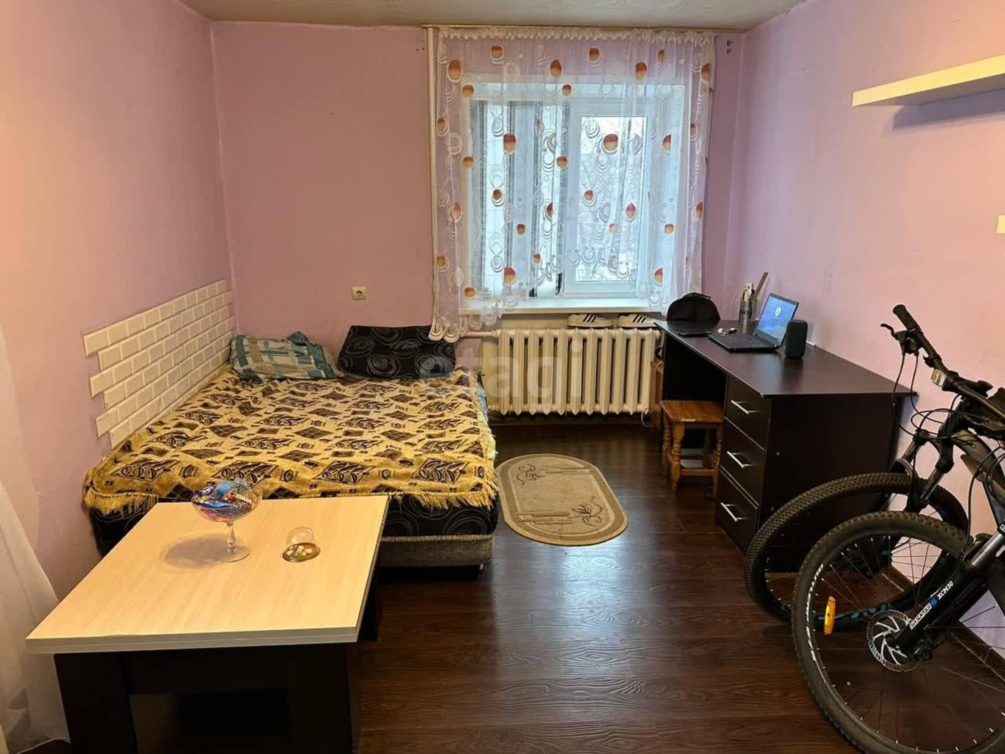 Купить квартиру за 2 200 000 рублей на Новозыбковская улица