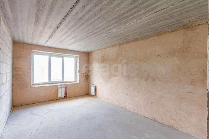 2-комн квартира улица Гагарина, 80ак3
