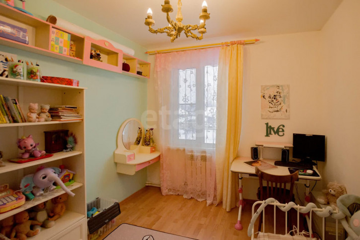 4-комн квартира Ольховая улица, 56
