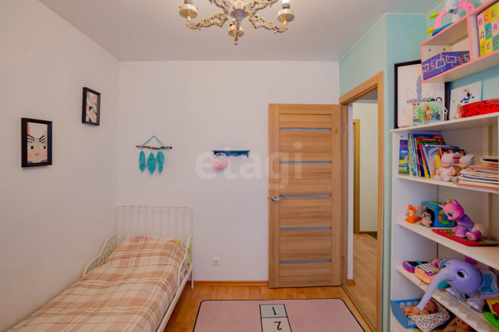 4-комн квартира Ольховая улица, 56
