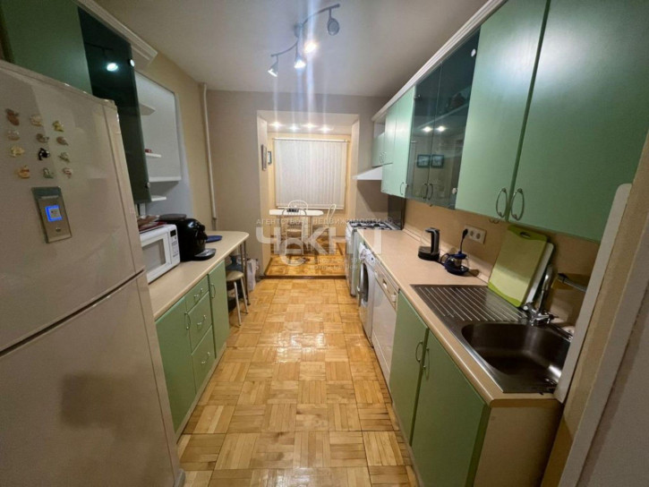 2-комн квартира Родионова ул, 180к1
