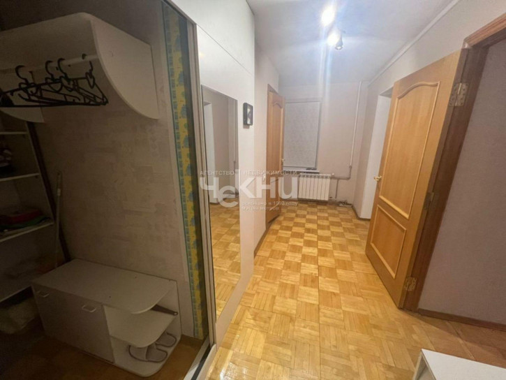 2-комн квартира Родионова ул, 180к1