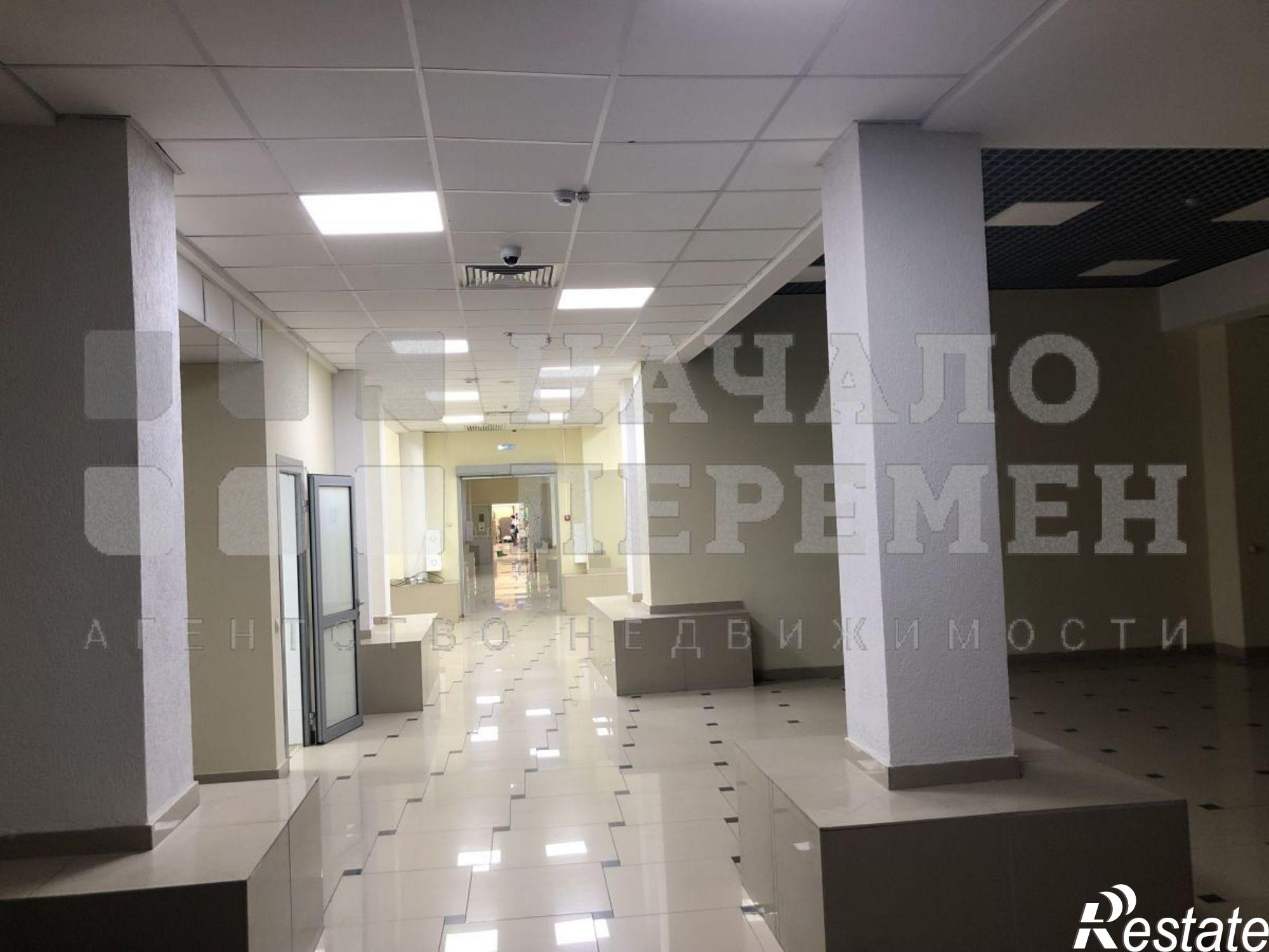 Сдать торговое помещение за 285 300 рублей на Красный пр-кт, 153