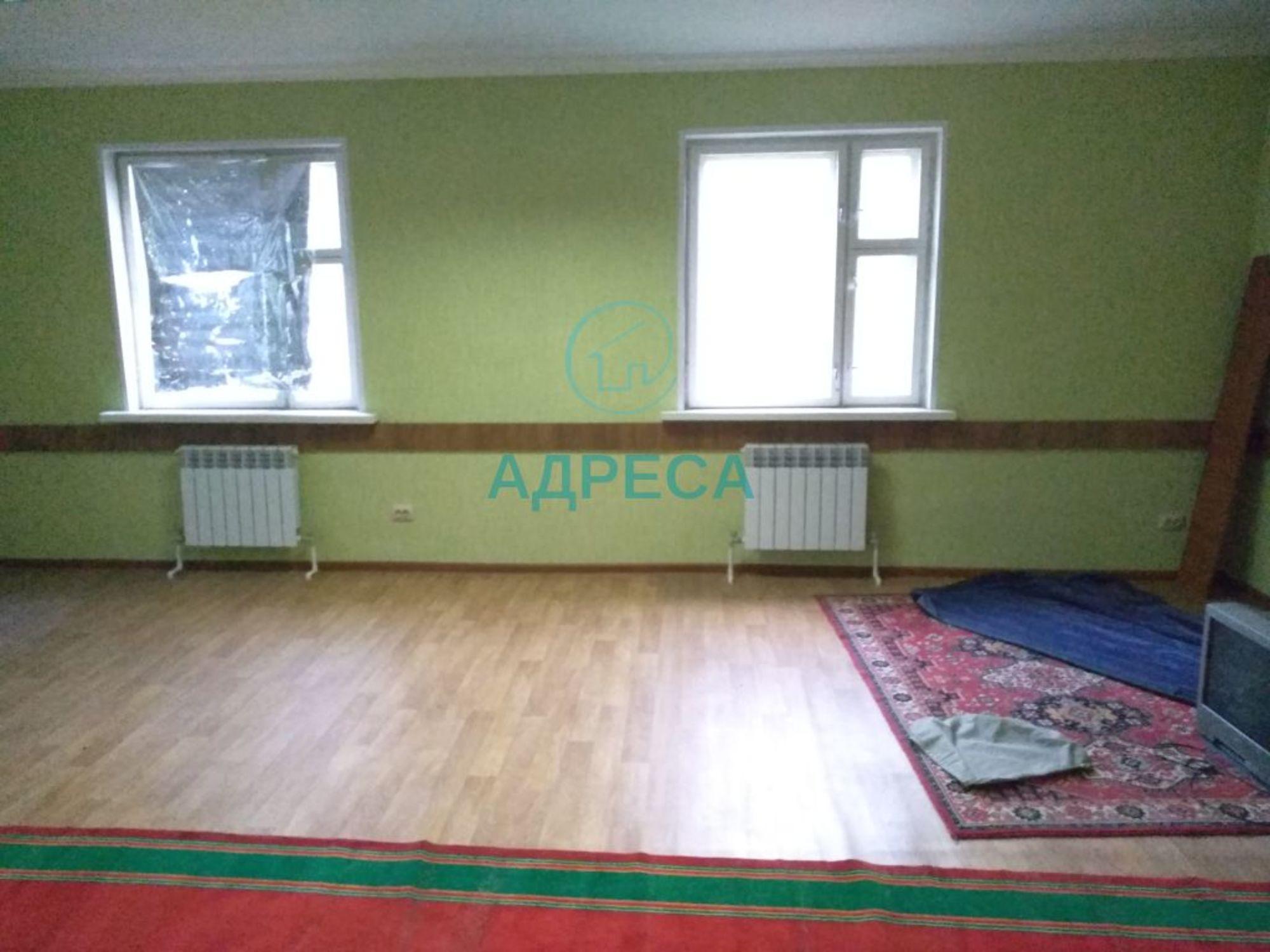 Купить помещение свободного назначения за 5 000 000 рублей на Кооперативная ул, 6