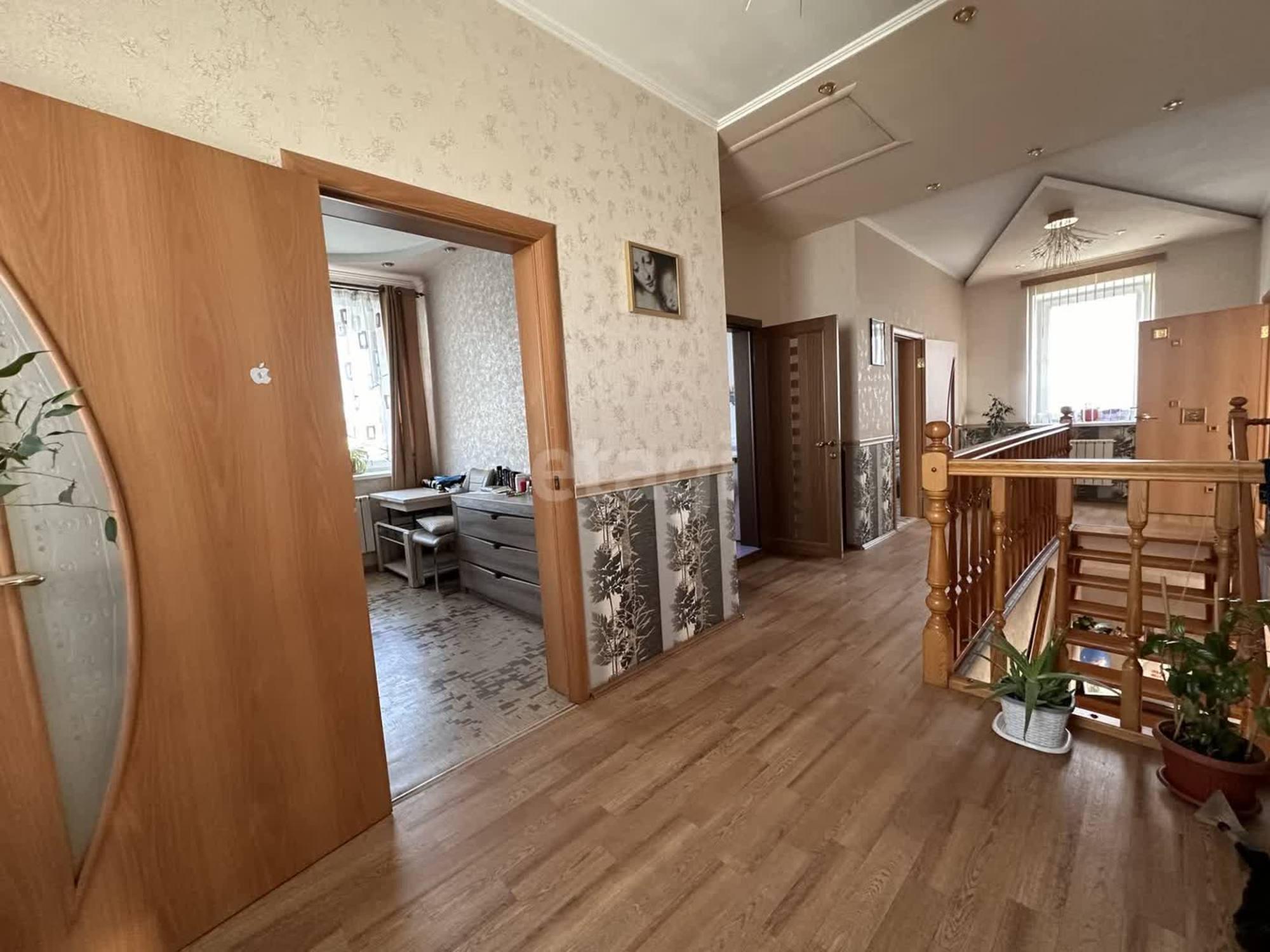 Купить дачу, дом, коттедж за 17 000 000 рублей на 2-я Северная улица