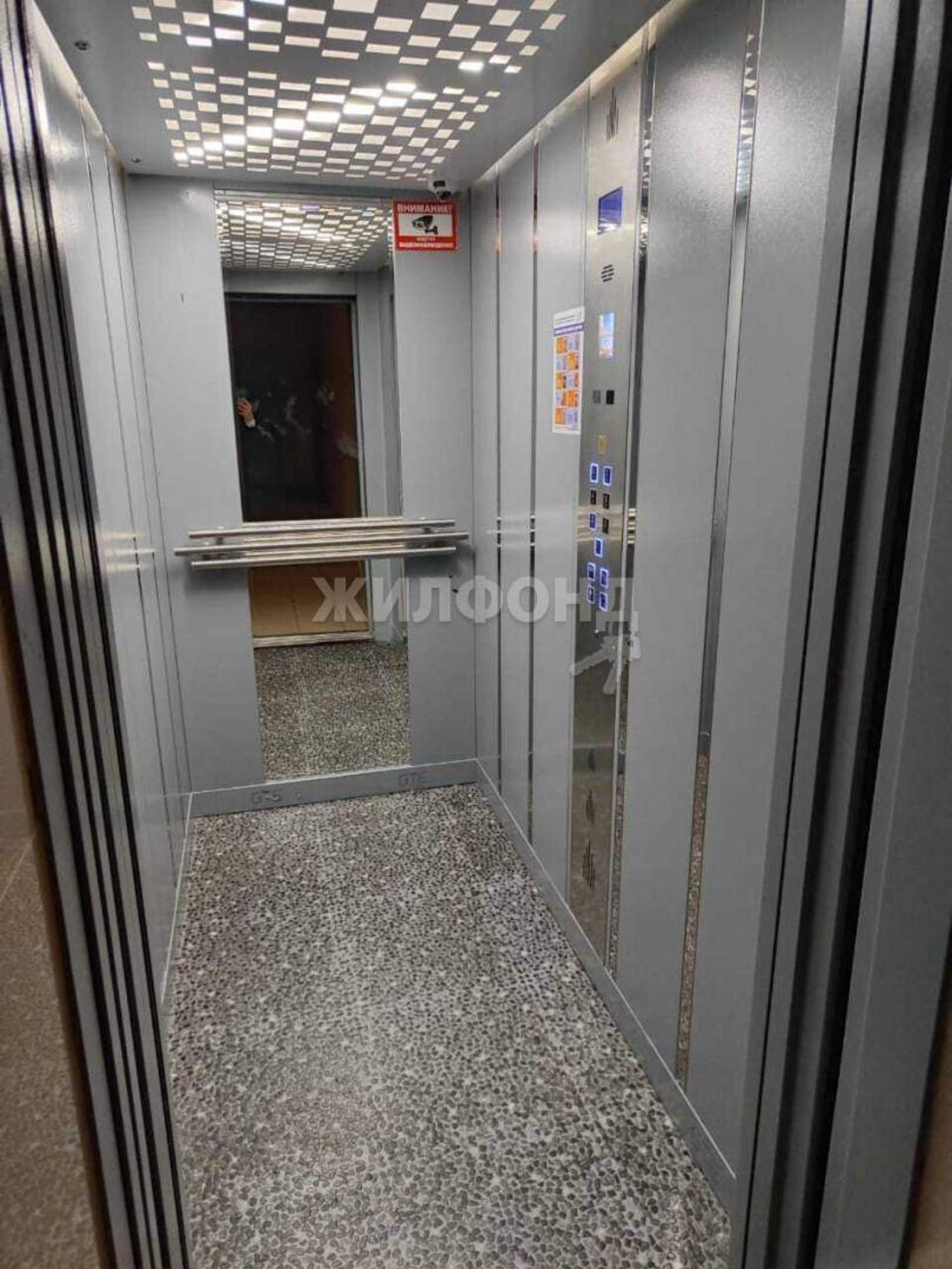 Купить квартиру за 9 500 000 рублей на Островского улица, д.67