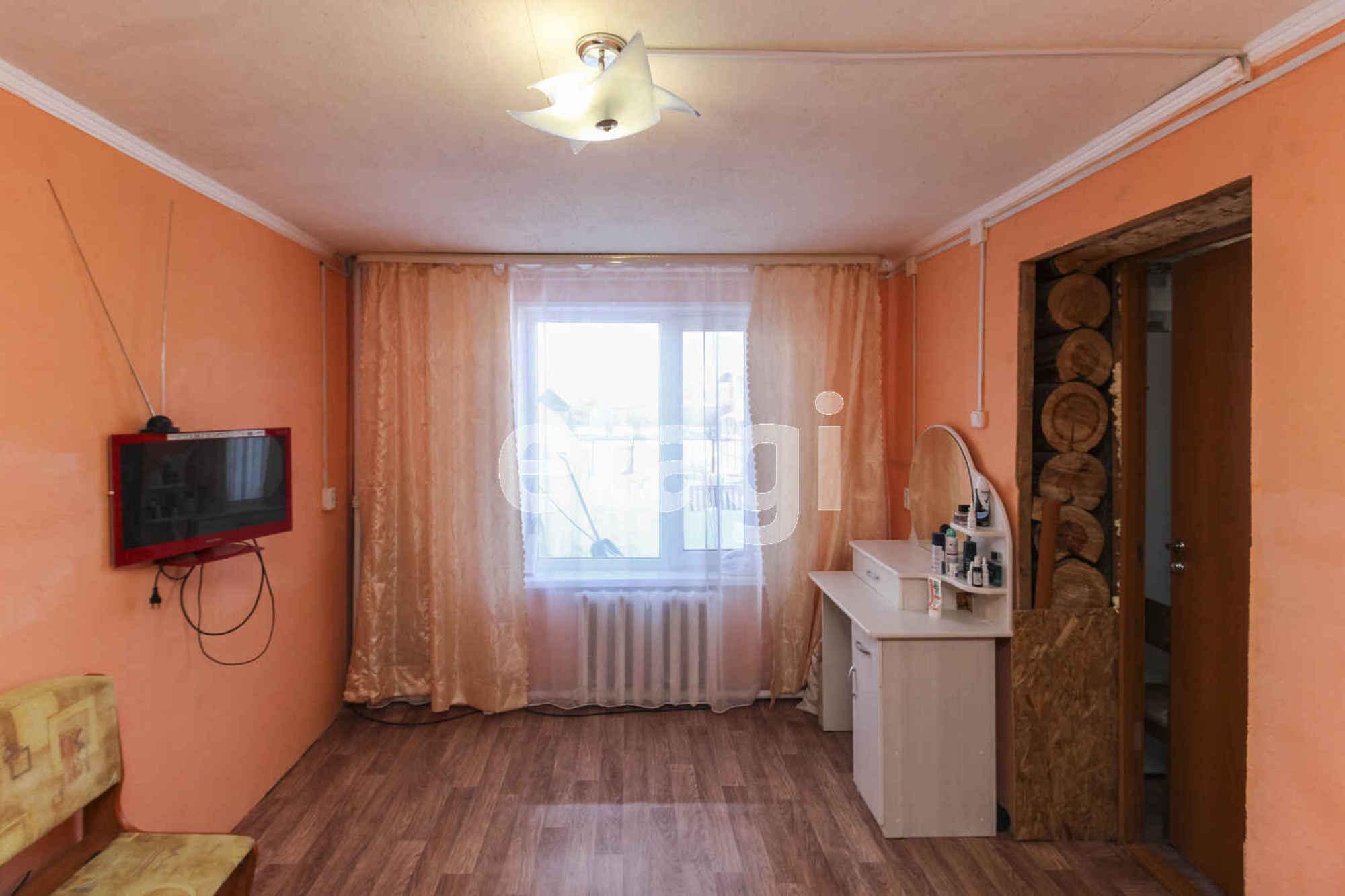 Купить дачу, дом, коттедж за 3 850 000 рублей на Ягодная, 5