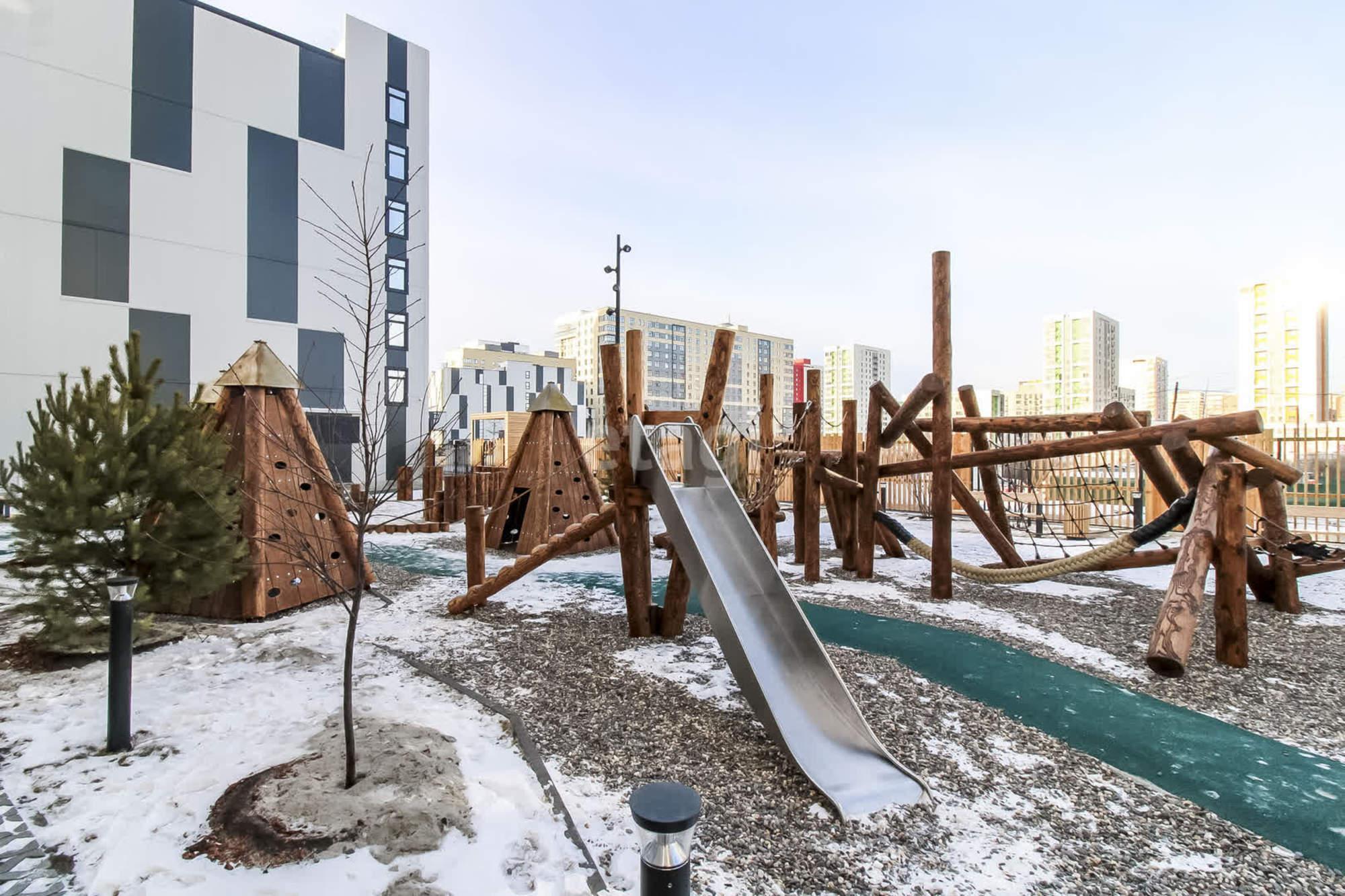 Купить квартиру за 15 000 000 рублей на Эрвье, 38