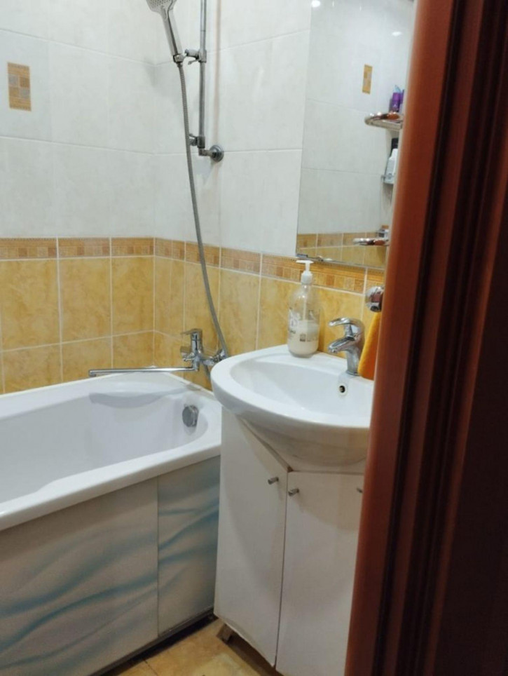 2-комн квартира Комсомольская, 28