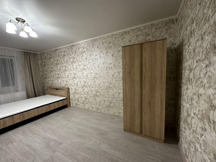 1-комн квартира Степной мкр, 32
