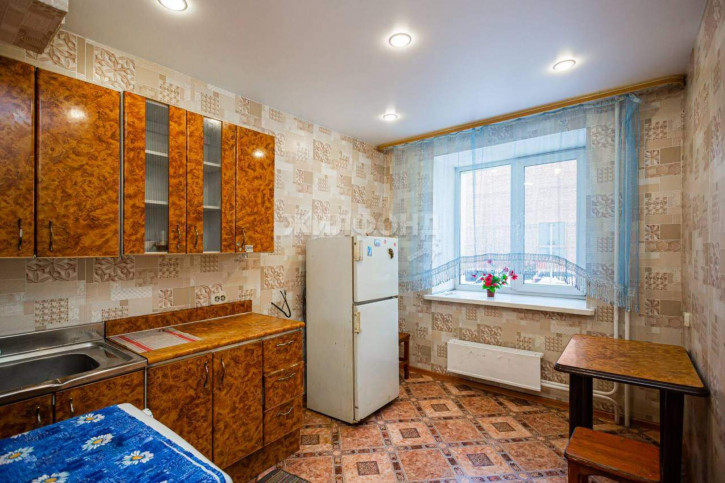 1-комн квартира Дузенко улица, д.21А