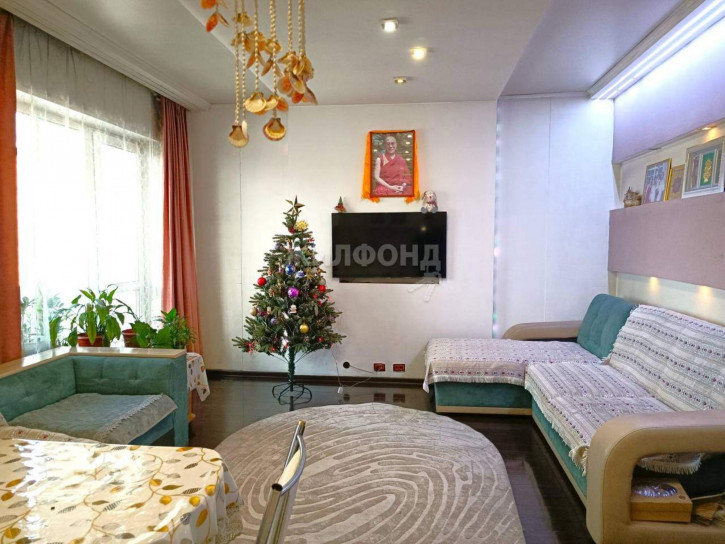 3-комн квартира Чульдума улица, д.44