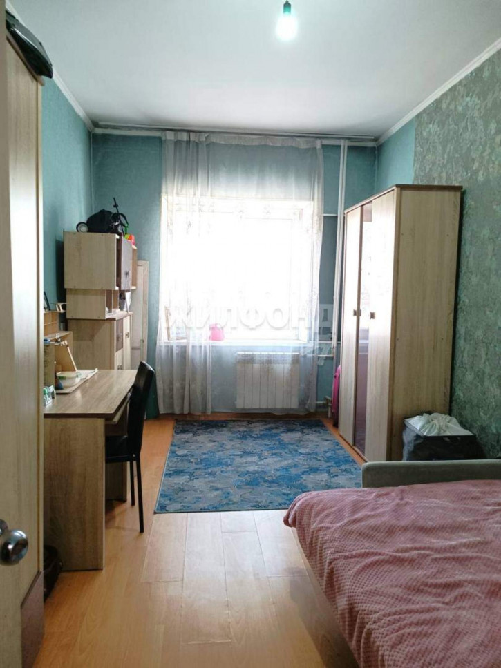 3-комн квартира Чульдума улица, д.44