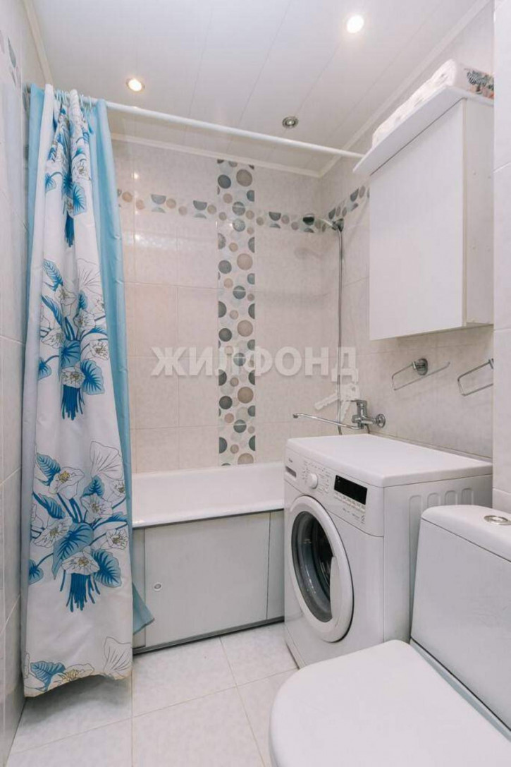 3-комн квартира Есенина улица, д.47