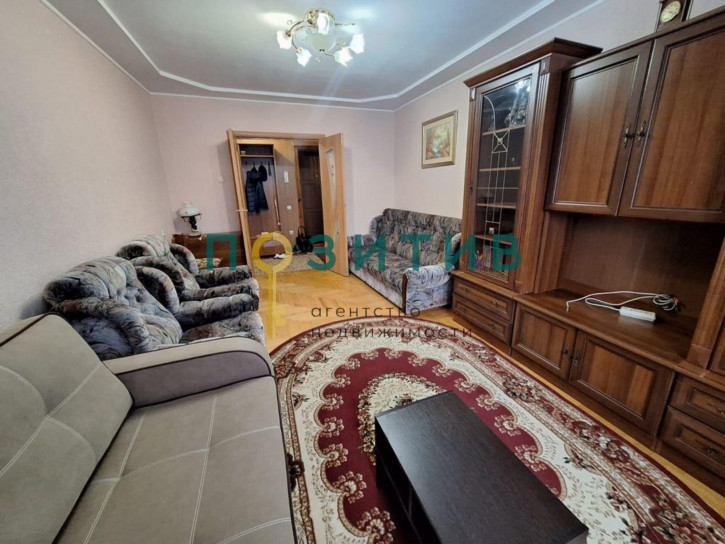 1-комн квартира Крайнего ул, 4