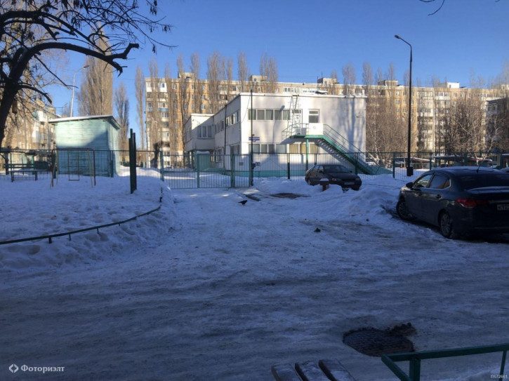 4-комн квартира Миллеровская ул, 73