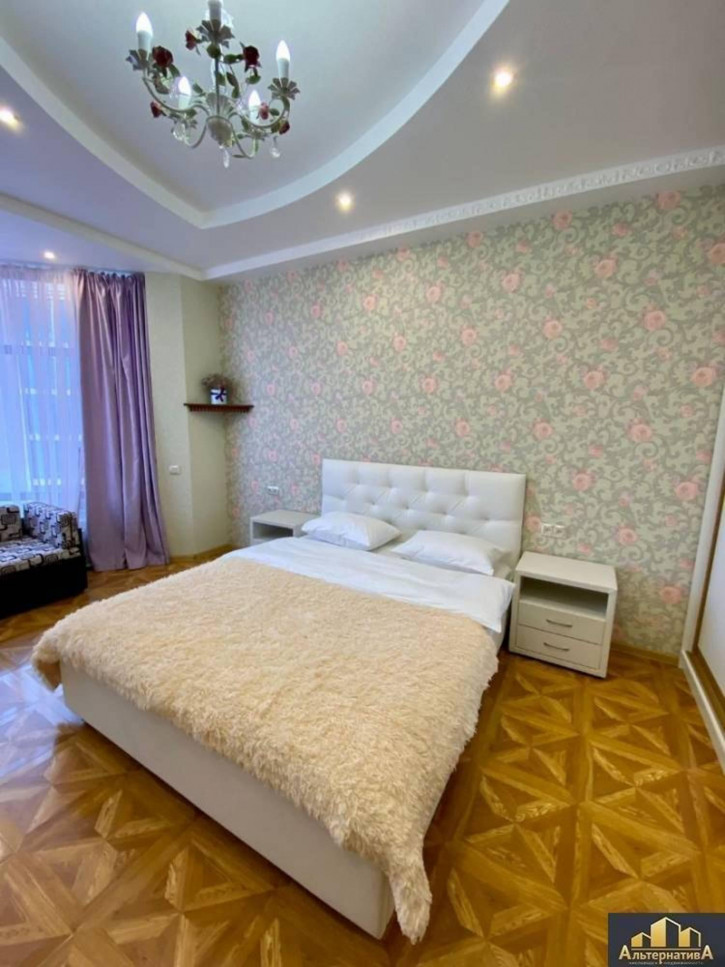 2-комн квартира Шаумяна ул.