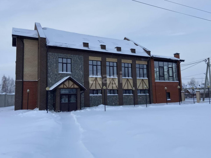 Помещение свободного назначения Лесная 1А