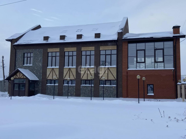 Помещение свободного назначения Лесная 1А