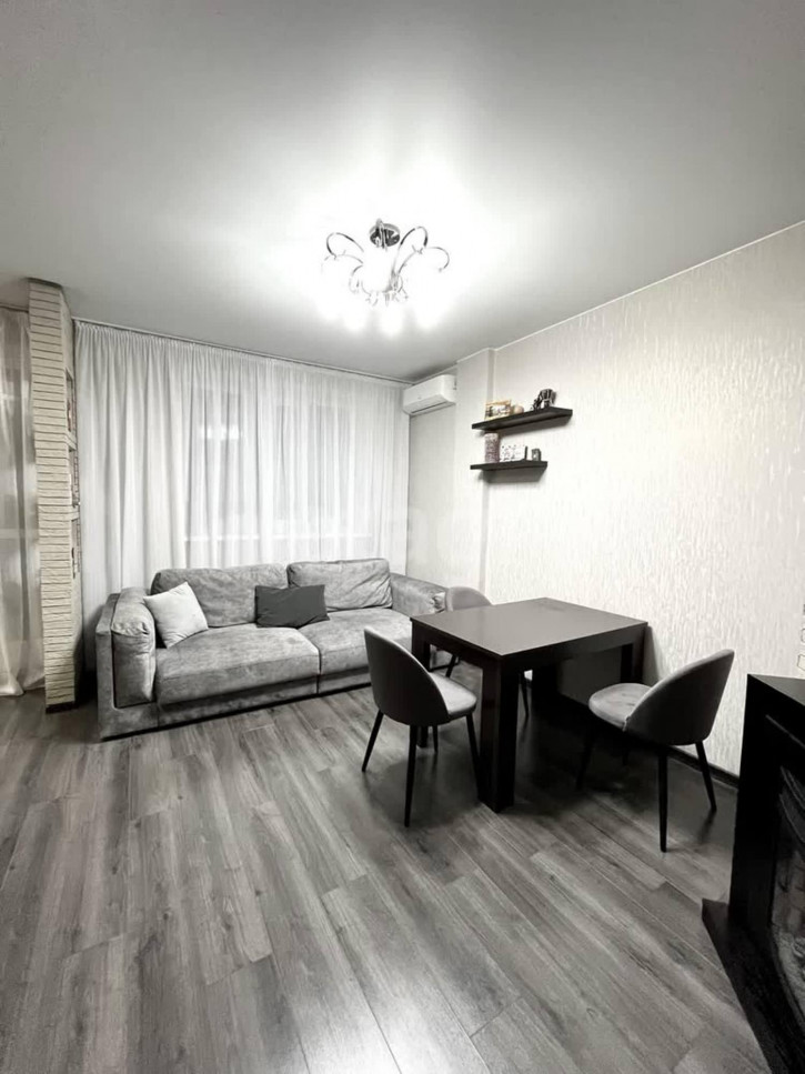 2-комн квартира Пароходская, 4
