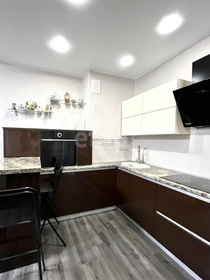 2-комн квартира Пароходская, 4