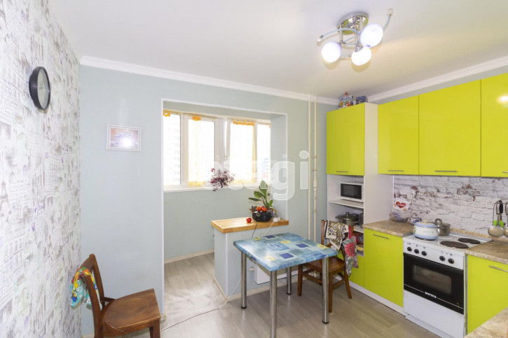 2-комн квартира Кремлевская, 85/1