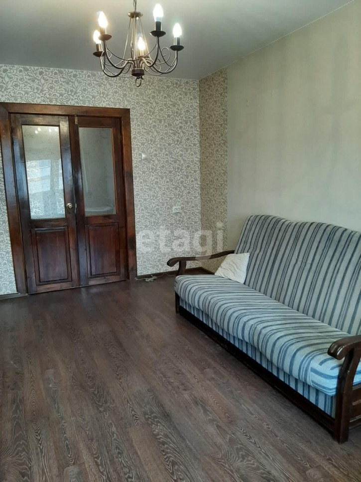 3-комн квартира Домостроителей, 6а