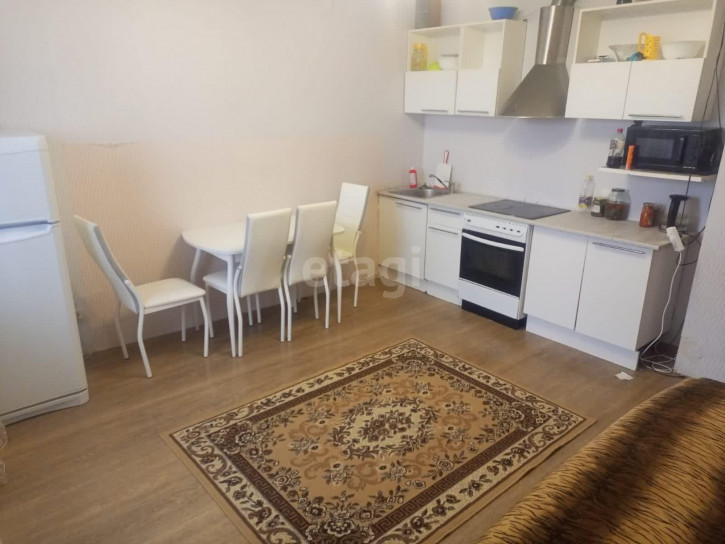 1-комн квартира Кремлевская, 112/1