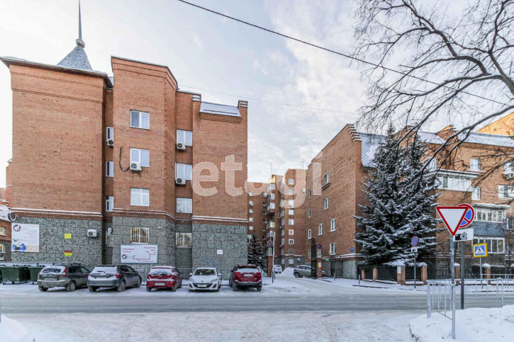 5-комн квартира Свердлова, 35
