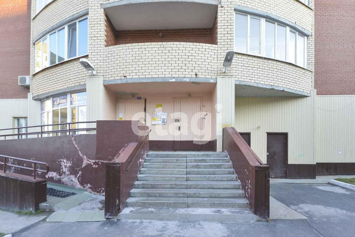 3-комн квартира Транспортная, 84