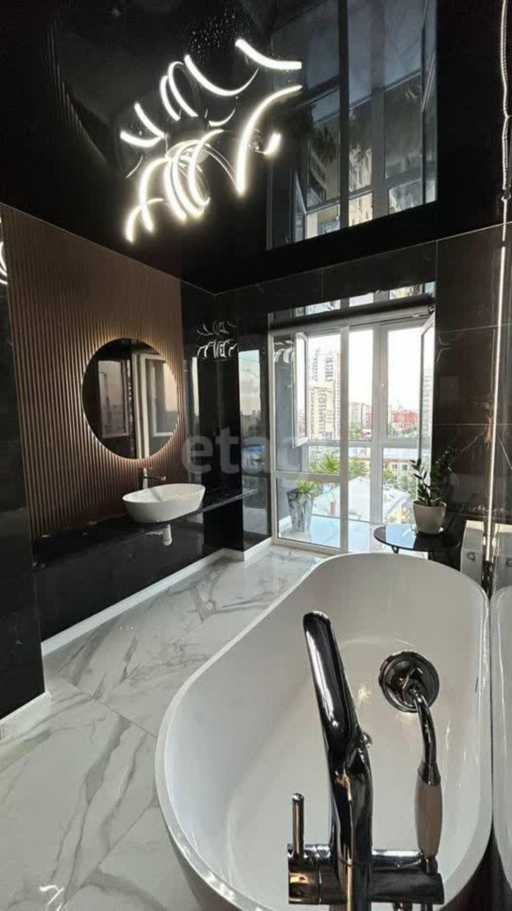 5-комн квартира Радищева, 53 к 1