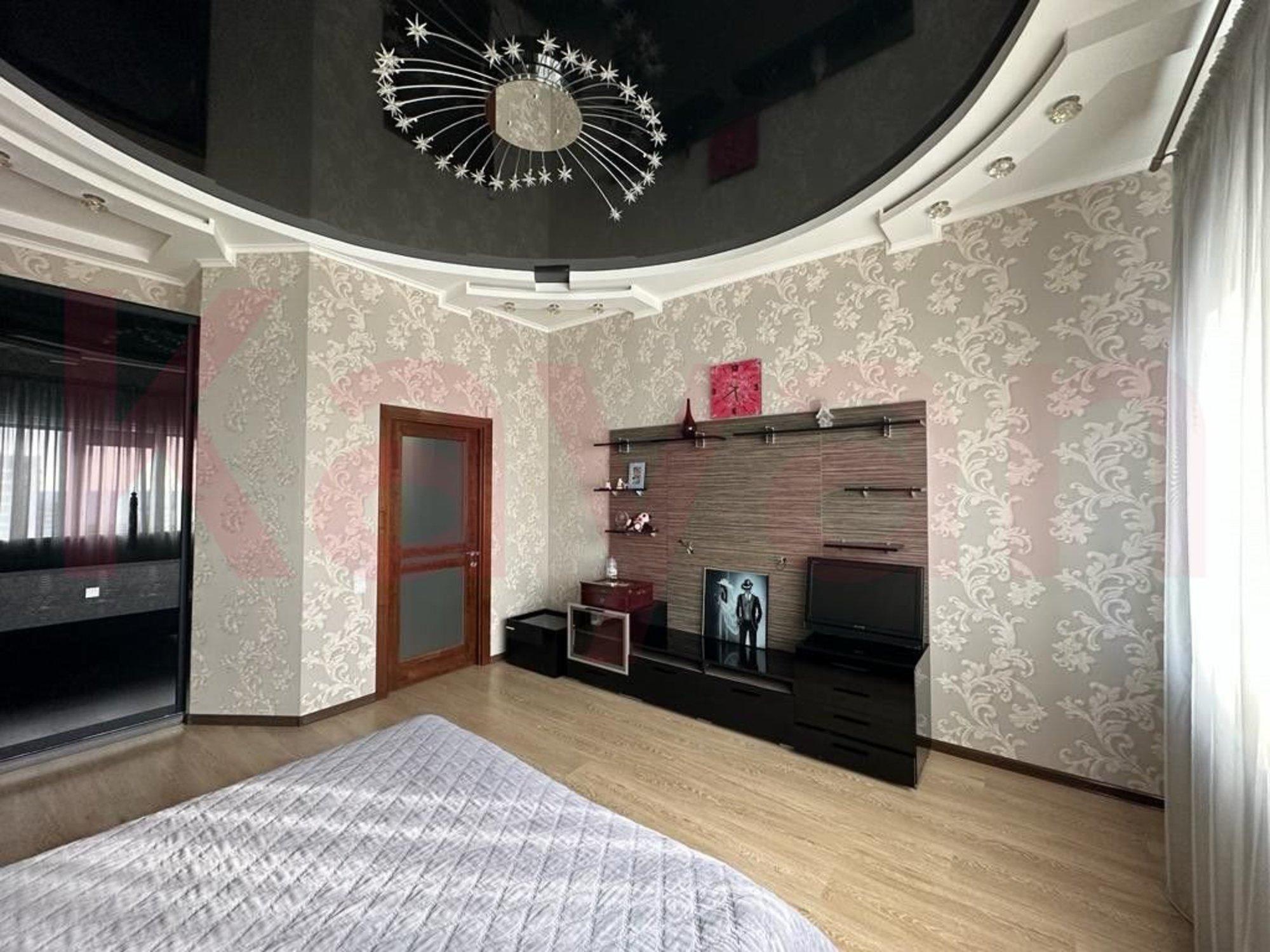 Купить квартиру за 16 550 000 рублей на Дзержинского проспект