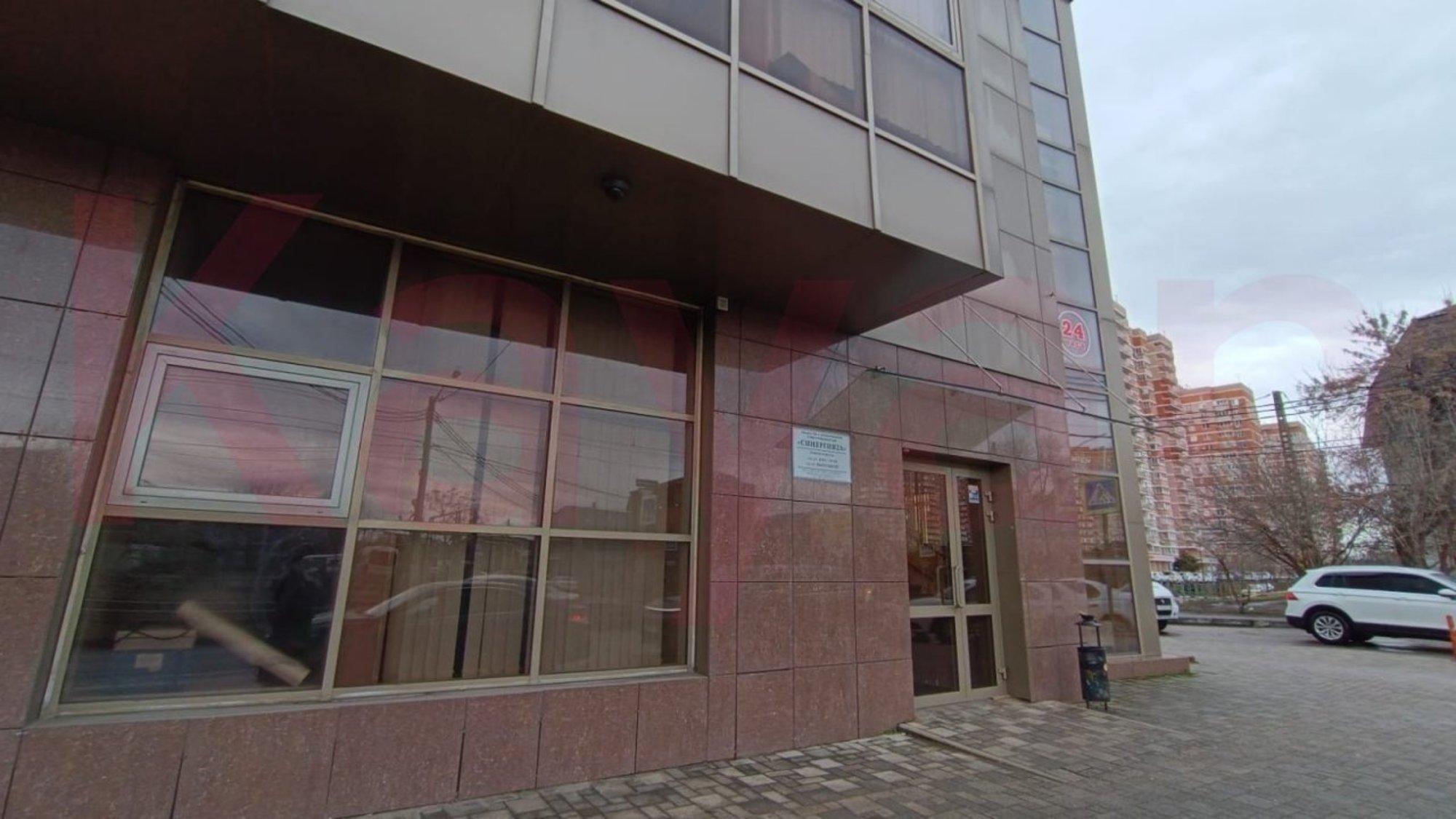 Купить помещение свободного назначения за 95 000 000 рублей на им. Калинина ул.