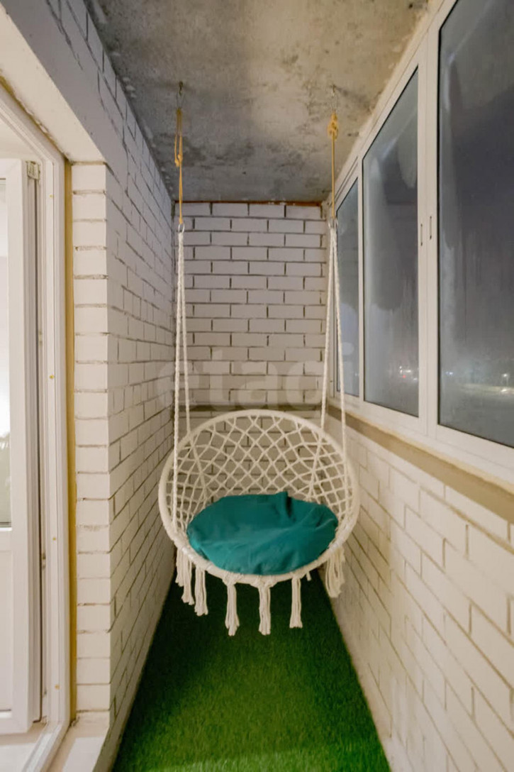 2-комн квартира улица Лётчика Каберова, 1а