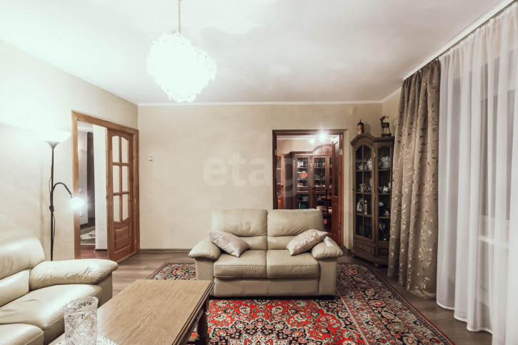5-комн квартира Новгородская улица, 11