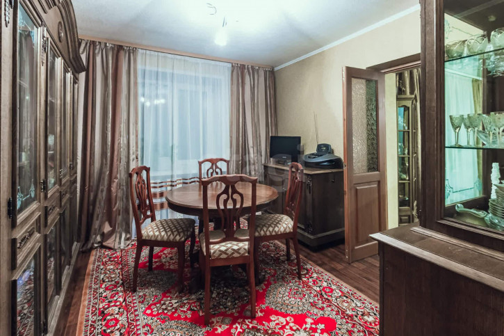 5-комн квартира Новгородская улица, 11