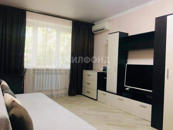 1-комн квартира Грибоедова улица, д.25
