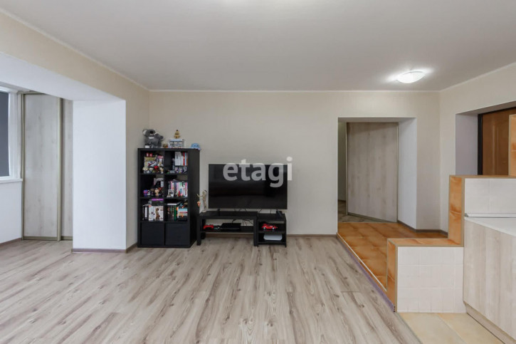 1-комн квартира Евгения Богдановича, 16