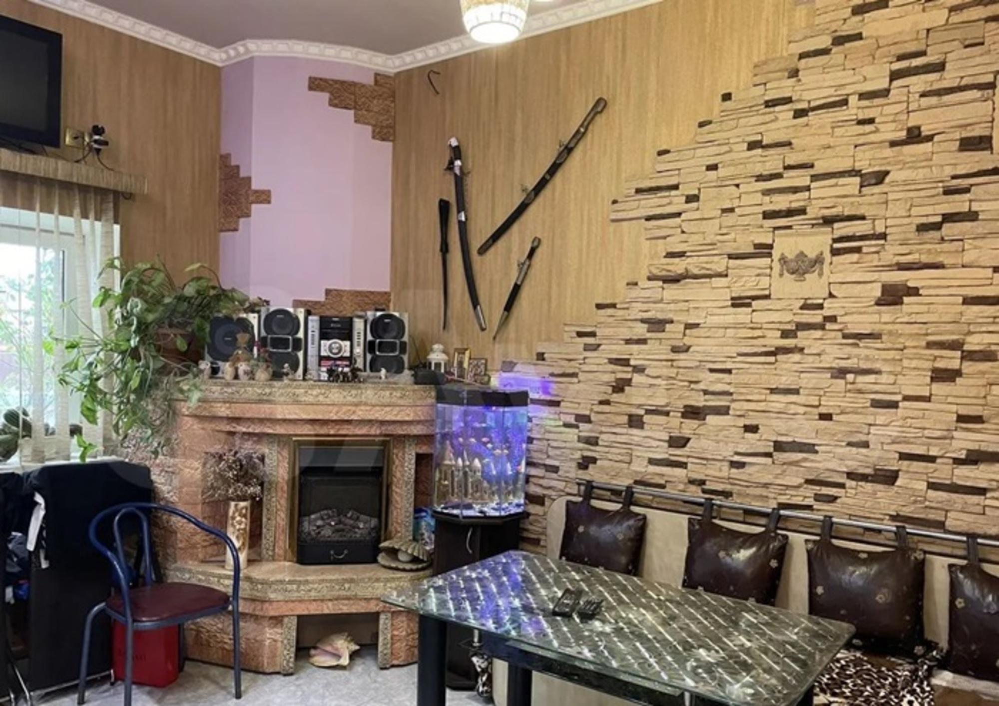Купить дачу, дом, коттедж за 11 500 000 рублей на Тельмана улица, 789