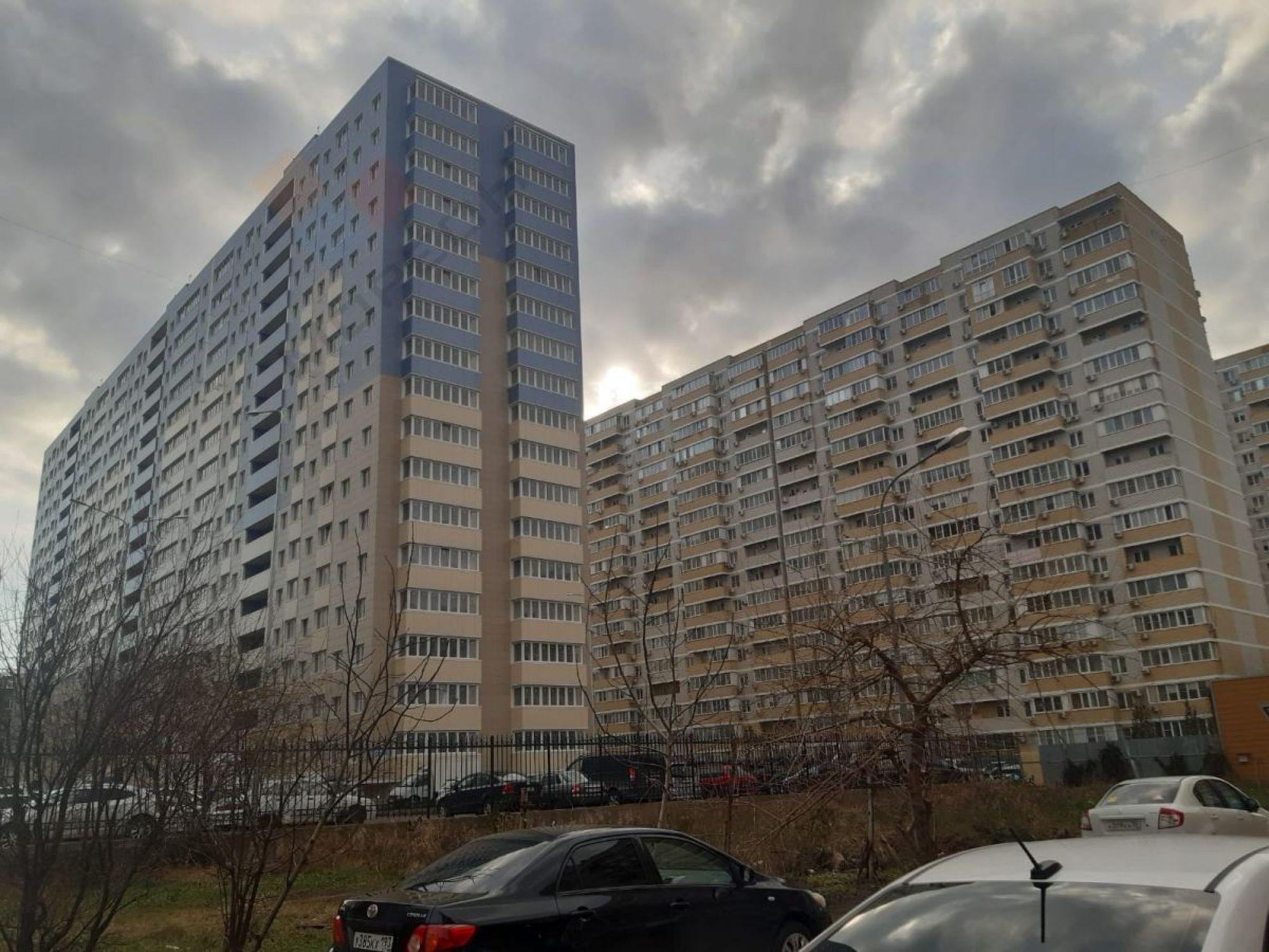 Купить квартиру за 3 600 000 рублей на Российская ул, 267к5