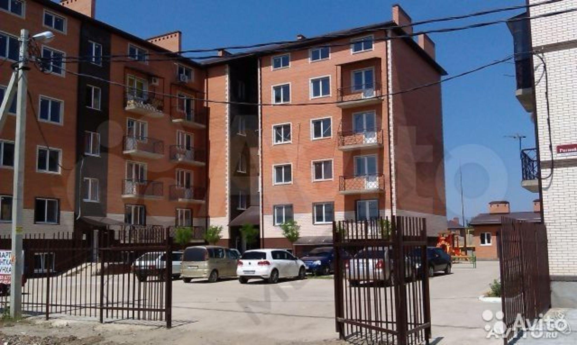 Купить квартиру за 3 100 000 рублей на Ратной Славы ул, 77