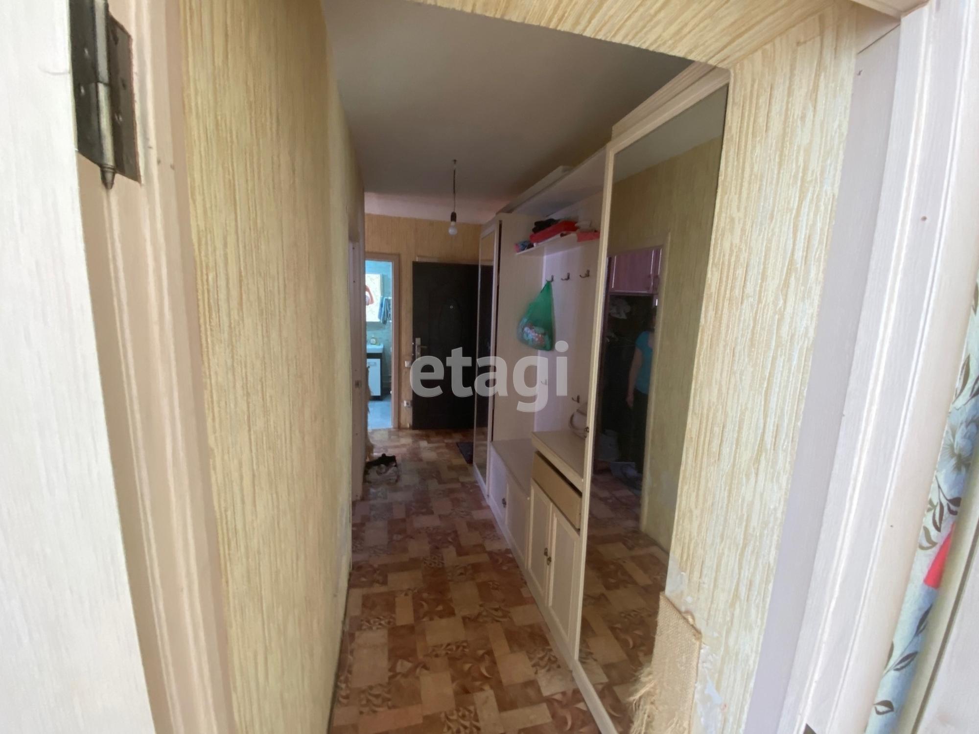 Купить квартиру за 3 990 000 рублей на Венеция мкр., 10