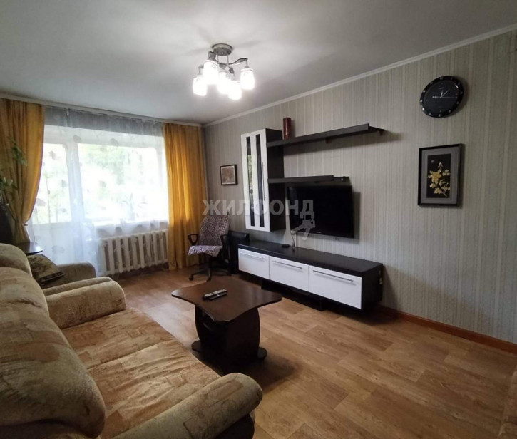 2-комн квартира Кочетова улица, д.137