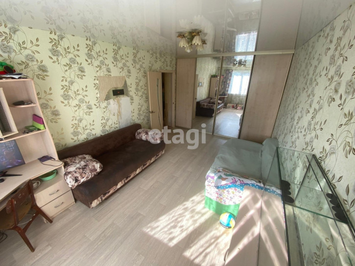 2-комн квартира Венеция мкр., 10