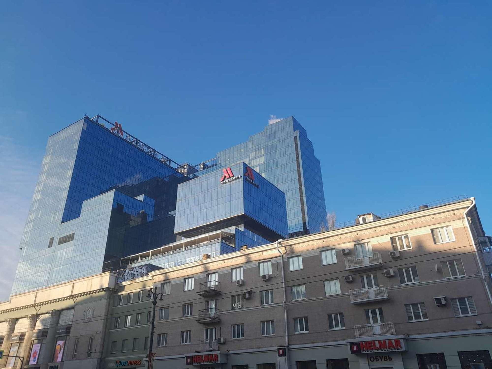 Сдать квартиру за 50 000 рублей на Революции проспект, 36