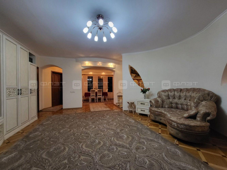 2-комн квартира ул. Галиаскара Камала, дом 49