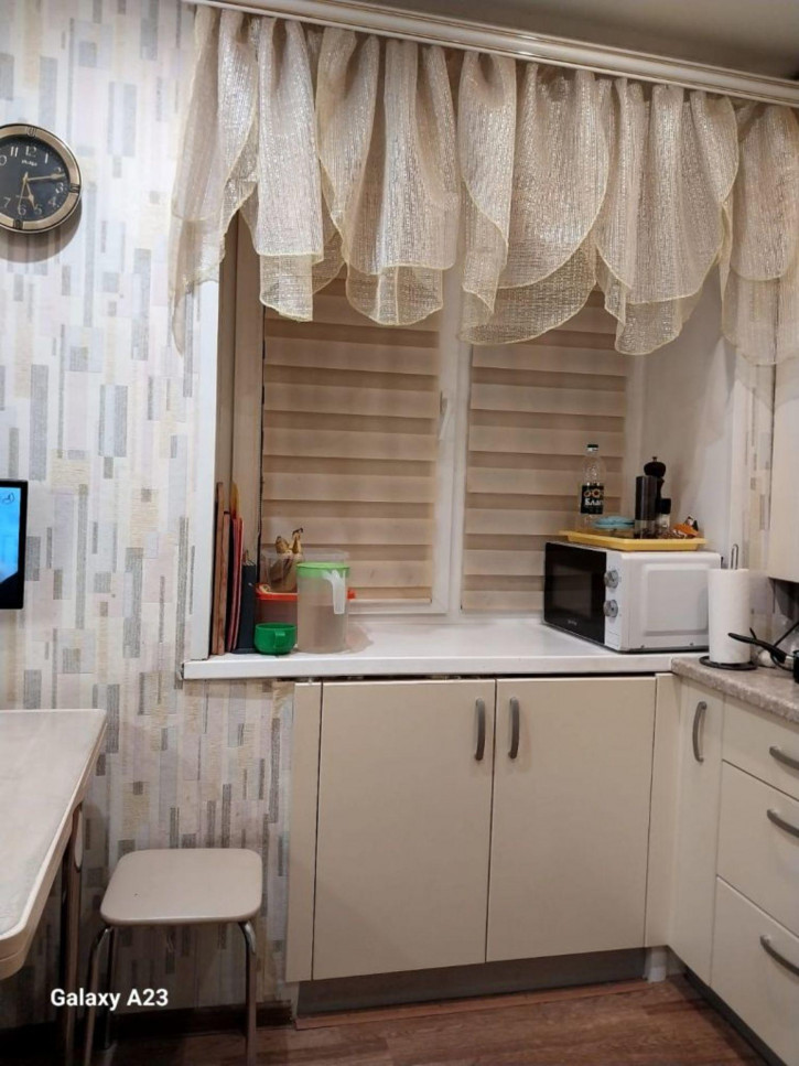 3-комн квартира 4-я Деревенская ул, 58