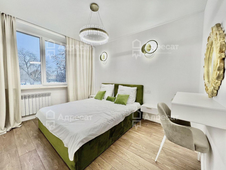 3-комн квартира ул. Краснознаменская,  д.8